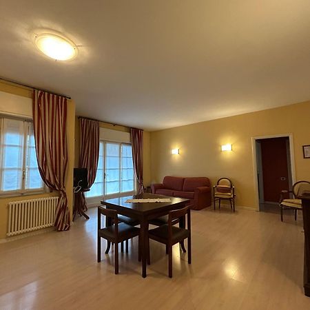 Residenza Dei Fiori Aparthotel Cannero Riviera Bagian luar foto