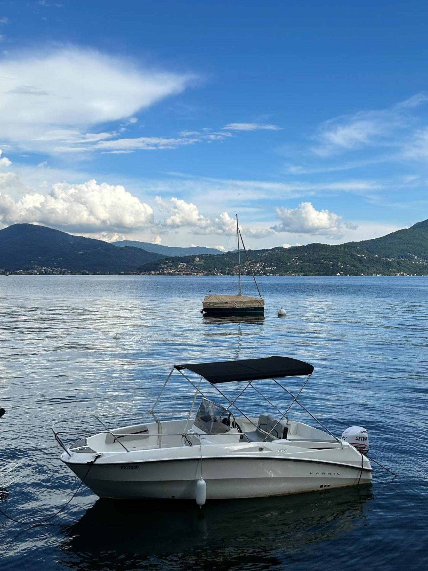 Residenza Dei Fiori Aparthotel Cannero Riviera Bagian luar foto